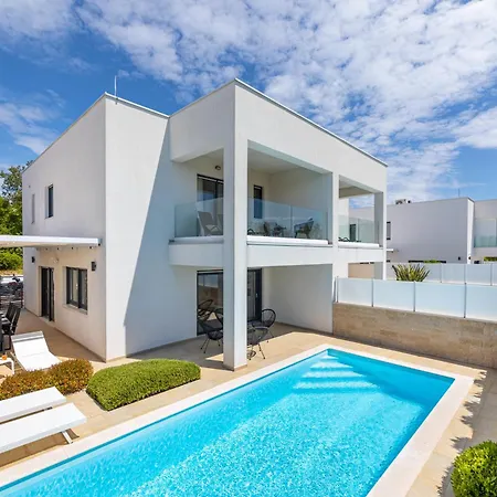 Aurelia 1 With Pool וילה Linardići
